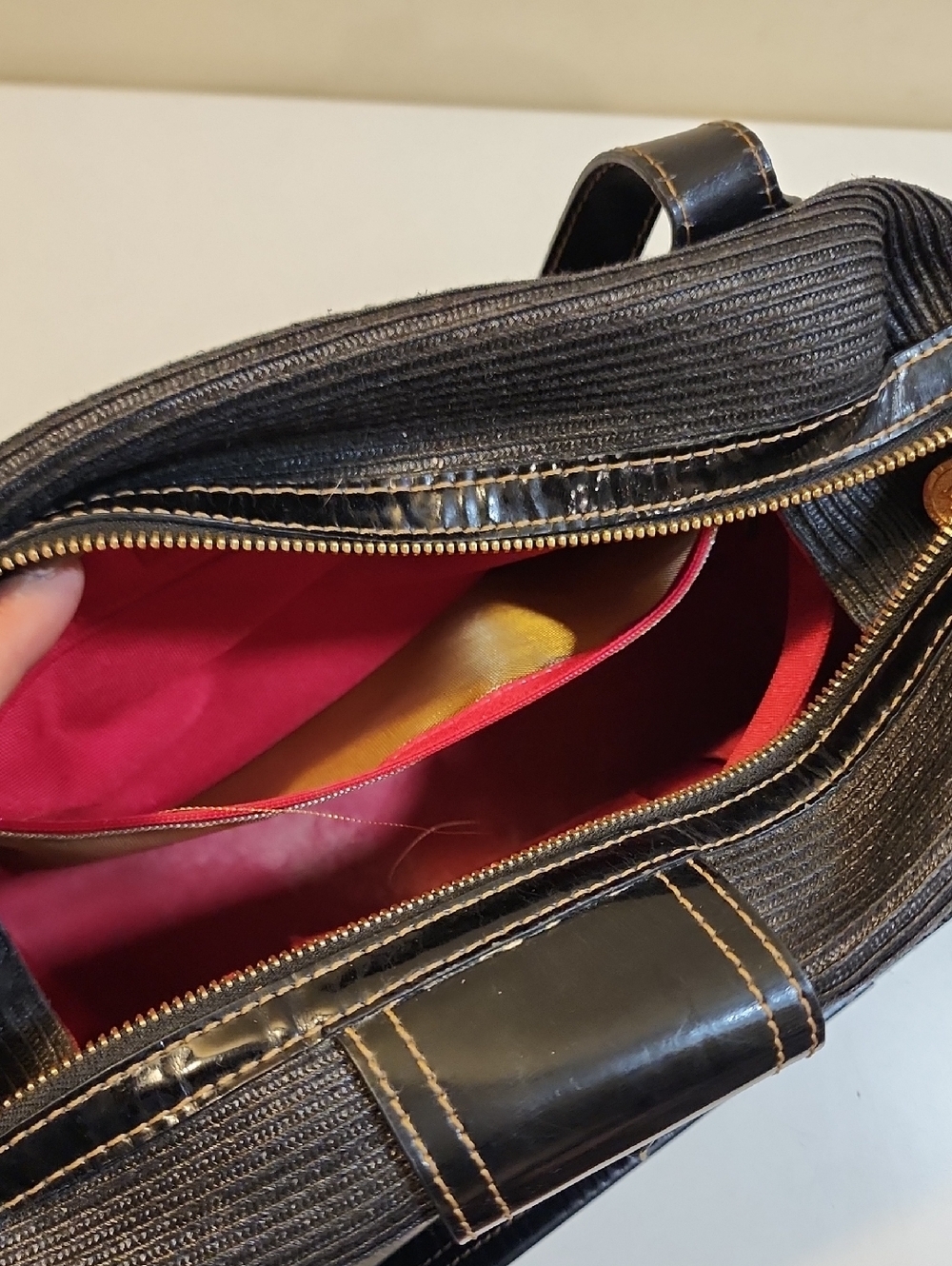 ERIC JAVITS NY Black Shoulder Tote Bag  with Red Interior - Picture 5 of 16